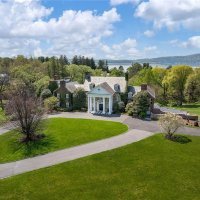 Dom Michaela Douglasa i Catherine Zete-Jones