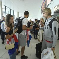 Doček hrvatske nogometne reprezentacije nakon ispadanja s Eura