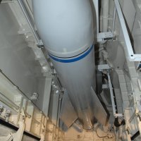 Maketa bombe GBU-57 unutar bombardera B-2