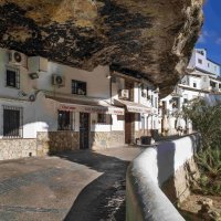 Setenil de las Bodegas