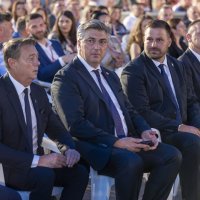 Andrej Plenković nazočio svečanom otvorenju 58. Đakovačkih vezova