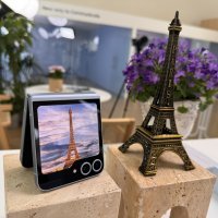 Samsung Galaxy Z Flip6