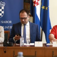 SDP-ovci dočekali Željku Markić