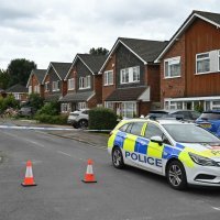 Trostruko ubojstvo u Hertfordshireu