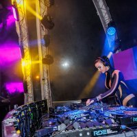 Ivana Knoll na Ultri