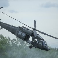 Pokazne vježbe Hrvatske vojske i policije, vojni helikopter Black Hawk