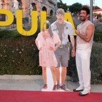 Ekipa filma Šalša prije projekcije u Areni