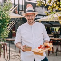 Chef Vedran Stojanac_Oui Chef on Wheels