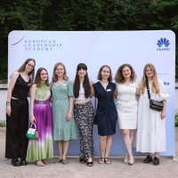 Ljetna škola za žensko vodstvo u digitalnom dobu