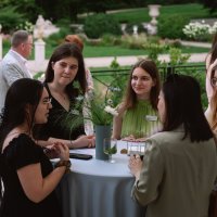 Ljetna škola za žensko vodstvo u digitalnom dobu