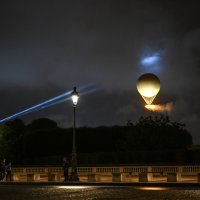 Olimpijski plamen iznad Pariza 26.7.2024.