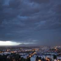 Crni oblaci nad Zagrebom