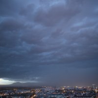 Crni oblaci nad Zagrebom