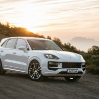 Porsche planira tri pogonska sklopa za budući Cayenne