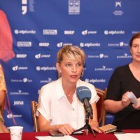 Anica Tomić i Ivor Martinić najavili predstavu Priče s trajekta