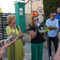 Prosvjed građana ispred tvornice cementa Calucem 16. kolovoza