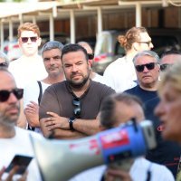 Prosvjed građana ispred tvornice cementa Calucem 16. kolovoza