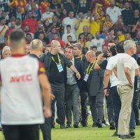 Neredi na utakmici Goztepe - Fenerbahče, kada je napadnut i Ali Koc