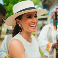 Meghan Markle s Cartierovim nakitom u Kolumbiji