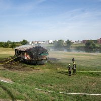 Vatrogasci gase požar na brodu Brazil