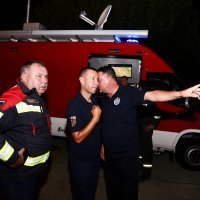 Vatrogasci i i zapovjednici vatrogasne zajednice u društvu Michaela Wegela