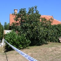 U vikendici nedaleko Popovače nađena tri tijela