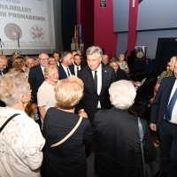 Daruvar: Andrej Plenković na svečanom obilježavanju Međunarodnog dana nestalih osoba i Dan sjećanja na nestale u Domovinskom ratu