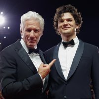 Richard Gere sa sinom Homerom