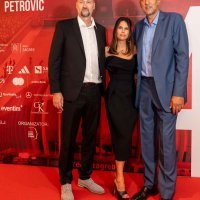 VIktorija i Dino Rađa, Vlade Divac