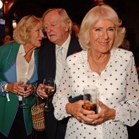 Kraljica Camilla i Andrew Parker Bowles