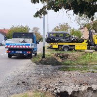 Prometna nesreća kod Slavonskog Broda, bježali policiji pa sletjeli u kanal