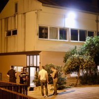 Policijski očevid nakon eksplozije u OŠ Meje