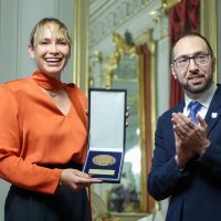 Donna Vekić u uredu gradonačelnika Tomaševića