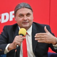Sučeljavenje SDP-ovih predsjedničkih kandidata