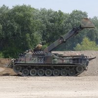 Inženjerijsko vozilo Dachs temelji se na platformi izvornog Leoparda