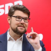 Peđa Grbin uoči izbora održao konferenciju za medije