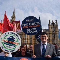 Sindikati prosvjeduju ispred parlamenta