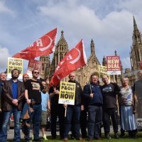 Sindikati prosvjeduju ispred parlamenta