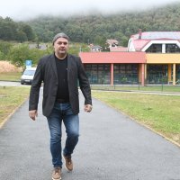 Mladen Kešer na biralištu u Kalniku