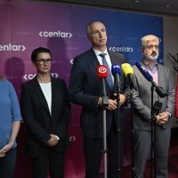 Ivica Puljak ponovno izabran za predsjednika stranke Centar