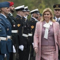 Kolinda Grabar-Kitarović - košulja