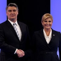 Kolinda Grabar-Kitarović - košulja