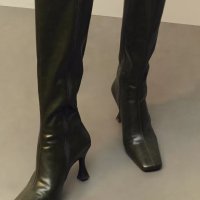 Jeffrey Campbell