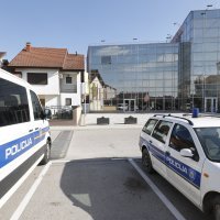 Josip Šarić - pretres kuće u Otoku i zgrade gradskog poglavarstva