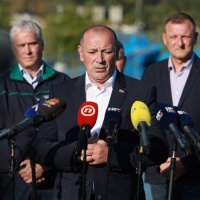 Tomo Medved i Zoran Đuroković na sjednici Stožera civilne zaštite Osječko-baranjske županije