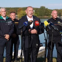 Tomo Medved i Zoran Đuroković na sjednici Stožera civilne zaštite Osječko-baranjske županije