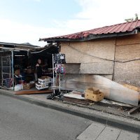 ZET-ov autobus bez vozača zabio se u štand na tržnici Črnomerec