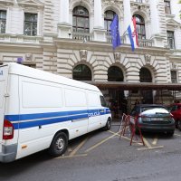 Evakuiran je Županijski sud u Zagrebu nakon što su dobili dojavu o bombi.