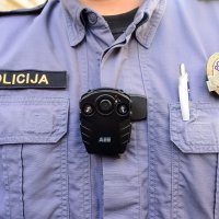 Kamera na policijskim odorama
