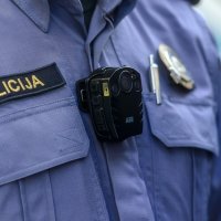 Kamere na policijskim odorama